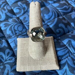 Elegant Silver-Toned Ring with Blue Gemstone